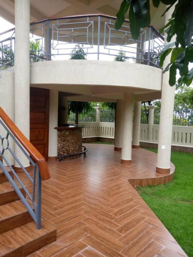 Coast View Resort Kigoma Exteriör bild