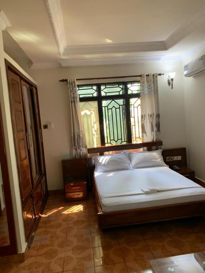 Coast View Resort Kigoma Exteriör bild