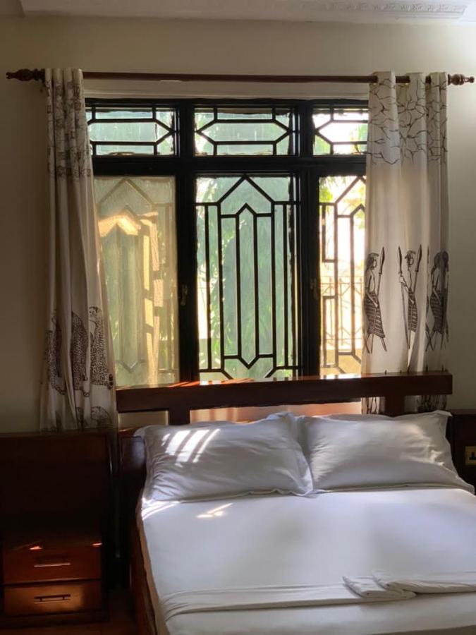 Coast View Resort Kigoma Exteriör bild