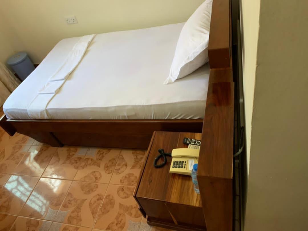 Coast View Resort Kigoma Exteriör bild